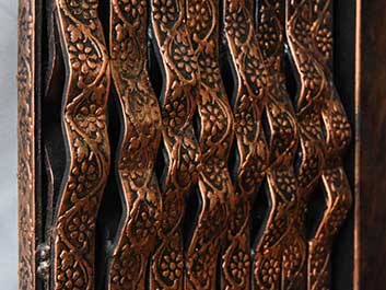 درب آکاردئونی مدل ۴خم تسمه نقشدار