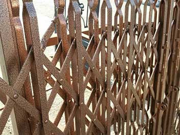 درب آکاردئونی مدل ۴خم تسمه ۲لایه