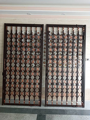 درب آکاردئونی مدل تمام گل، دوجداره ۴لایه